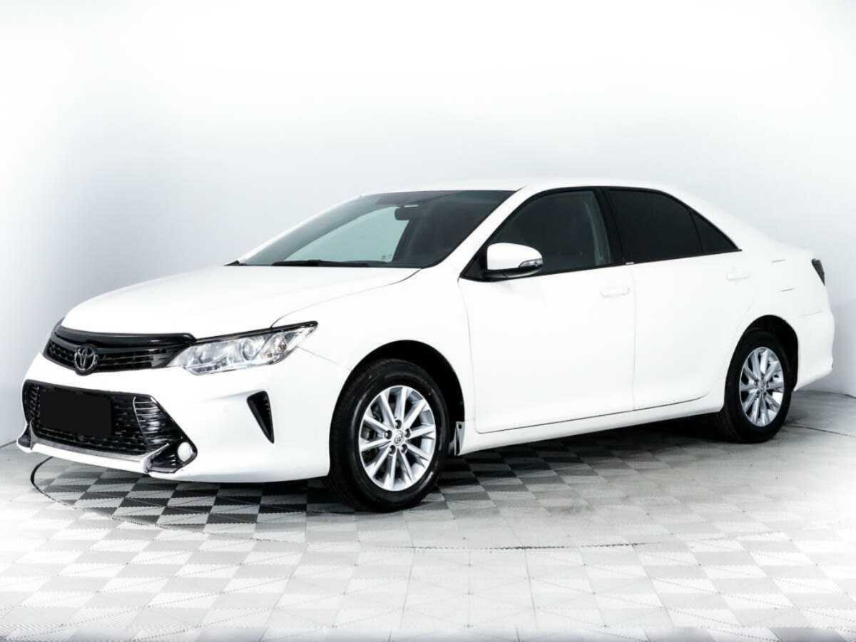 Toyota Camry с пробегом — 2015 год. Посмотреть фото