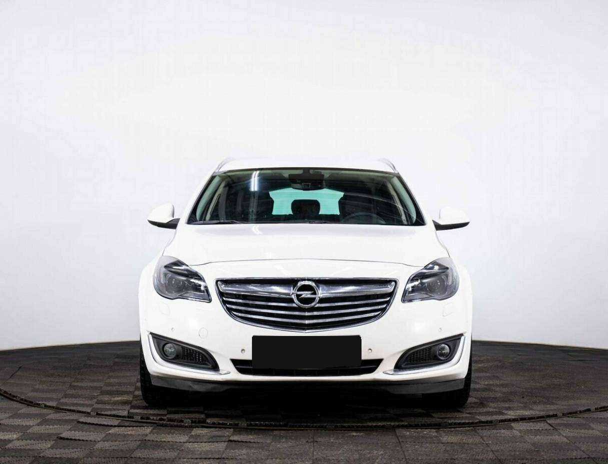 Opel Insignia с пробегом — 2013 год. Фото: #1