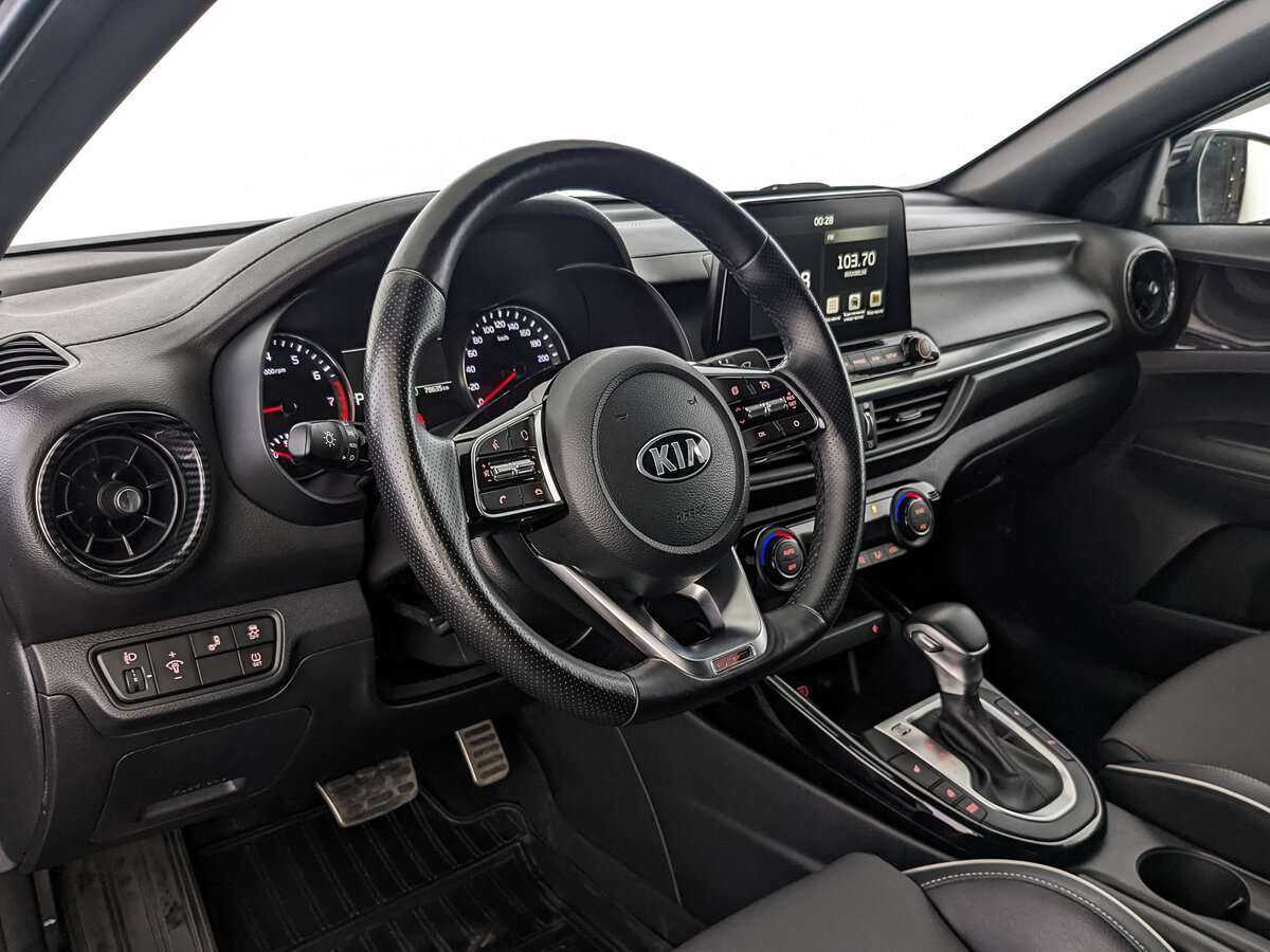 Kia Cerato с пробегом — 2021 год. Фото: #10