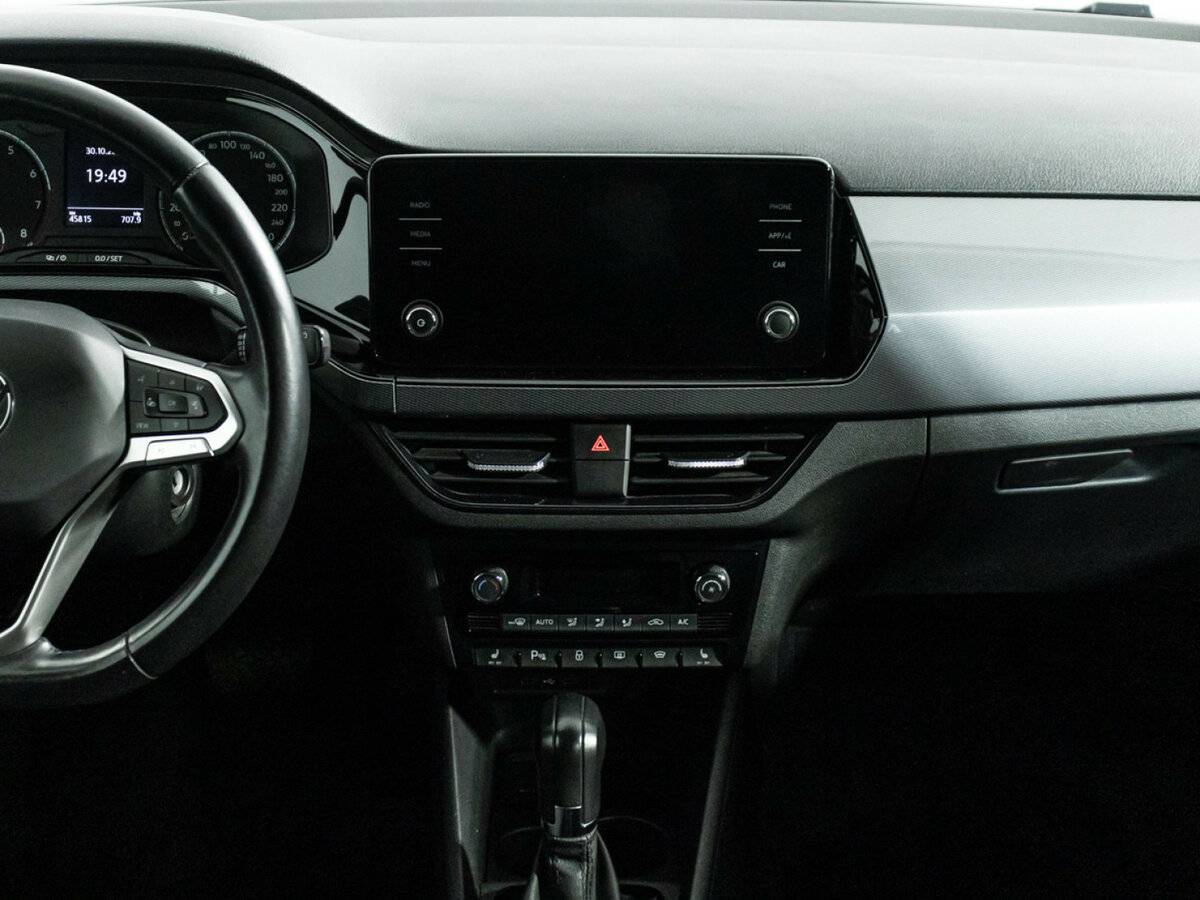 Volkswagen Polo с пробегом — 2021 год. Фото: #13