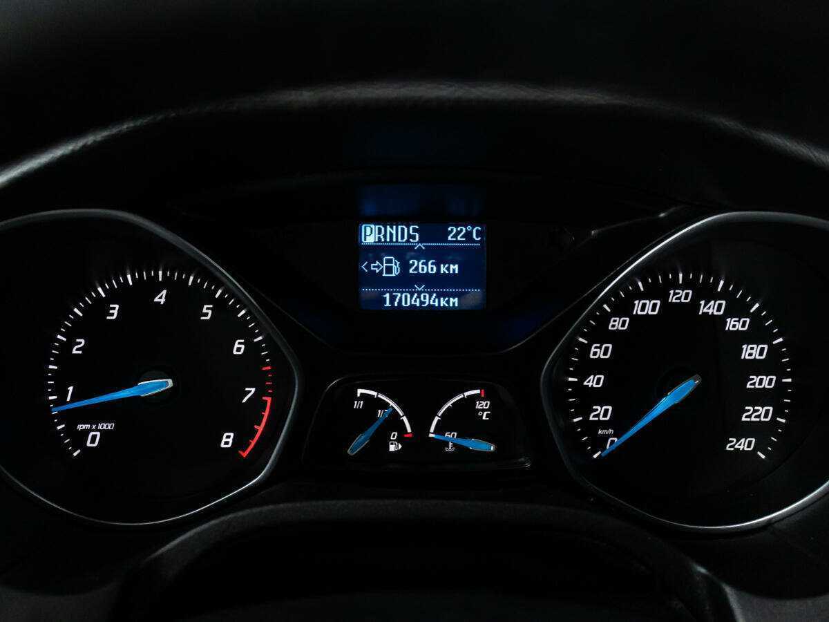 Ford Focus с пробегом — 2012 год. Фото: #11