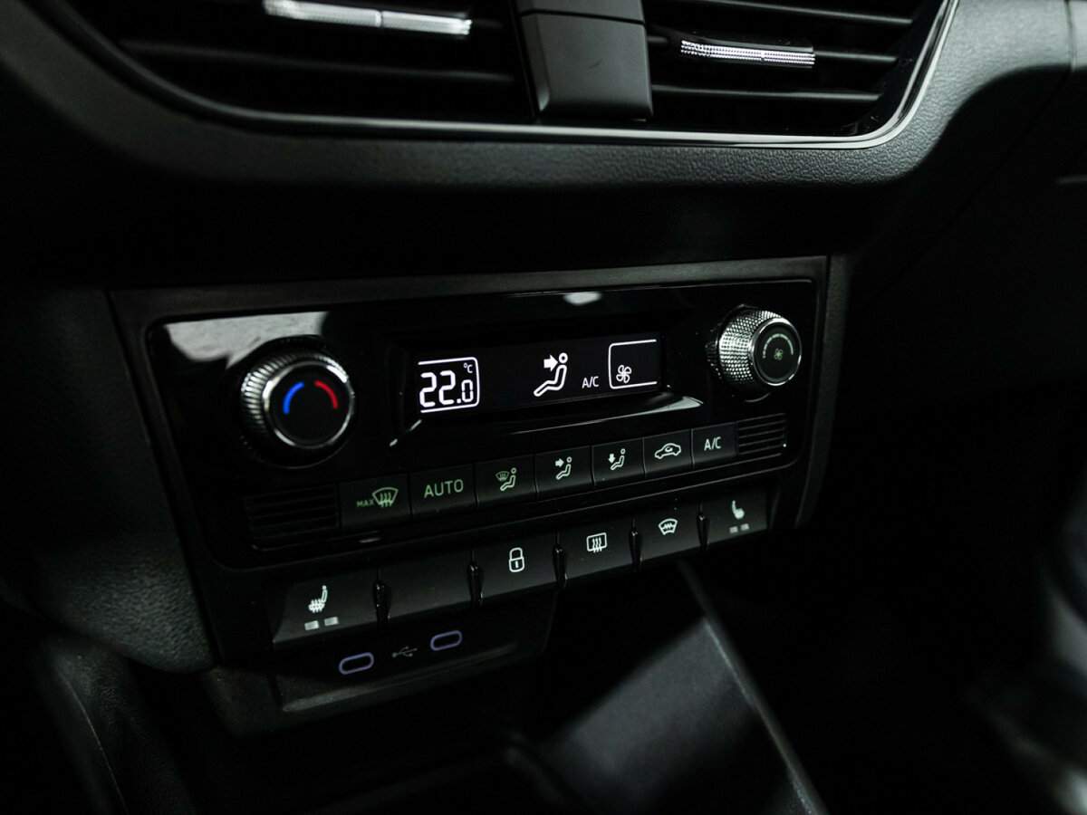 Skoda Rapid с пробегом — 2022 год. Фото: #16