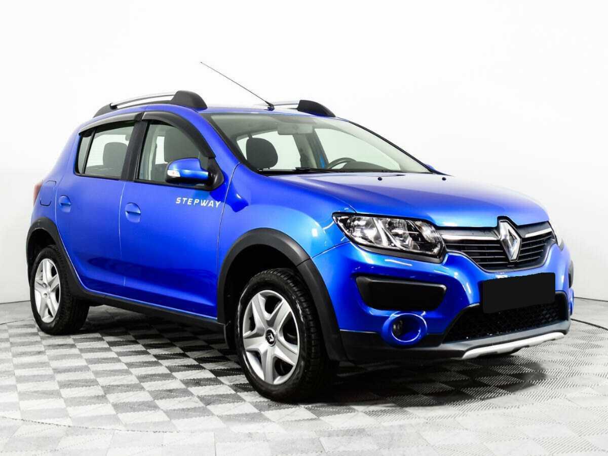 Renault Sandero с пробегом — 2018 год. Фото: #2