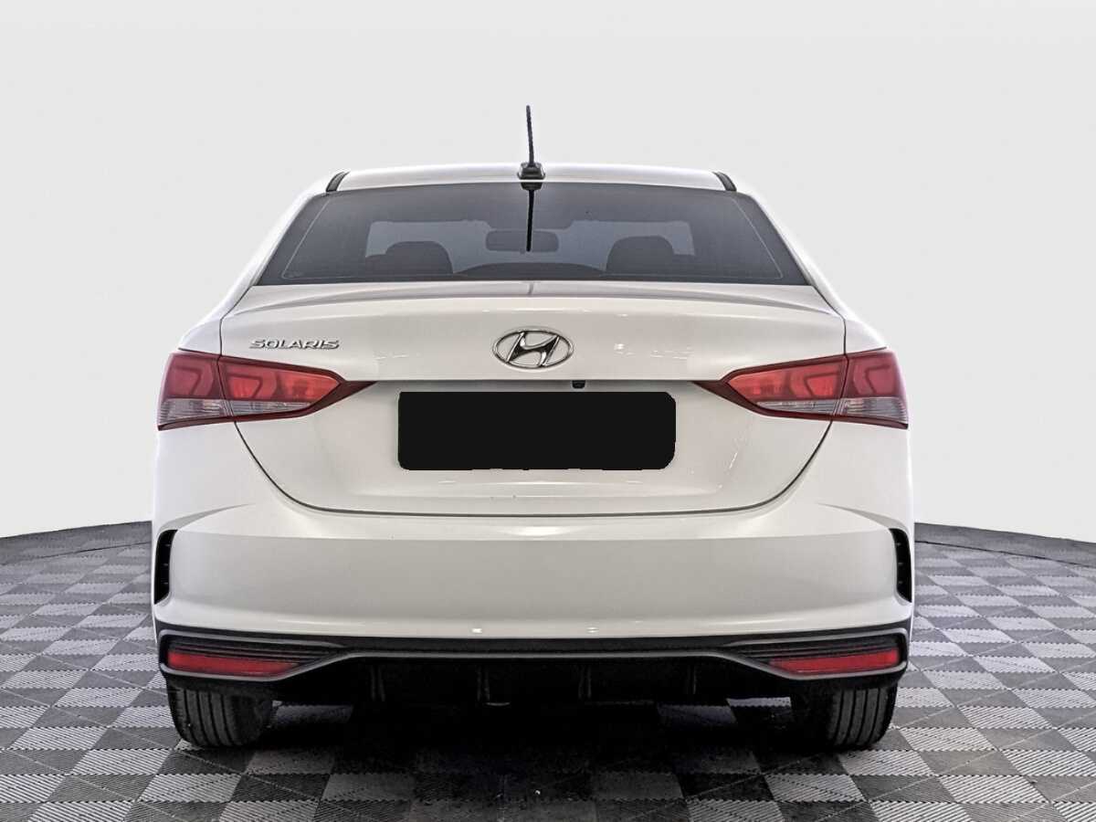 Hyundai Solaris с пробегом — 2022 год. Фото: #5