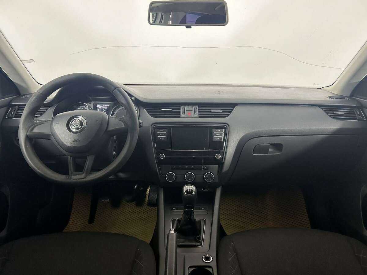 Skoda Octavia с пробегом — 2018 год. Фото: #6