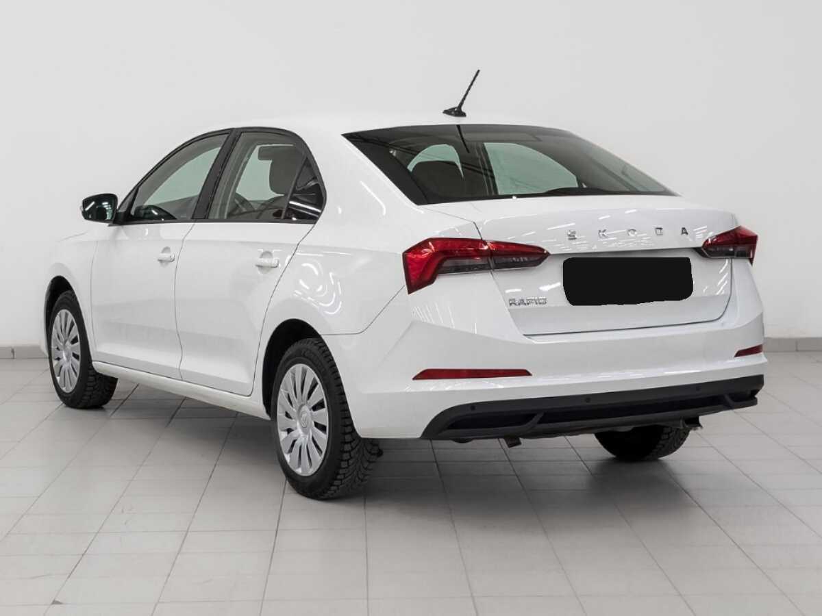 Skoda Rapid с пробегом — 2020 год. Фото: #6