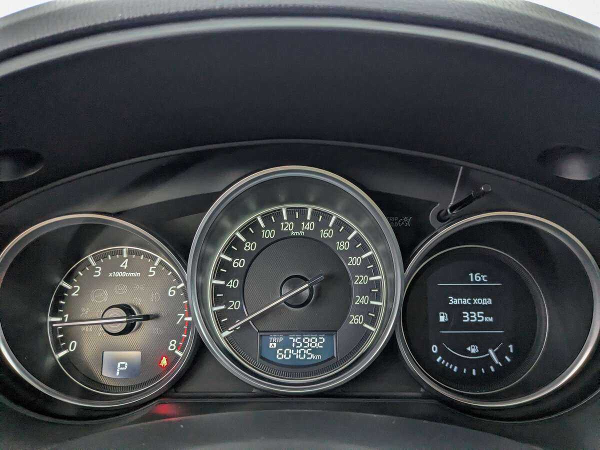 Mazda CX-5 с пробегом — 2015 год. Фото: #11