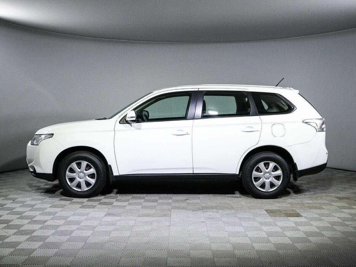 Mitsubishi Outlander с пробегом — 2013 год. Фото: #7