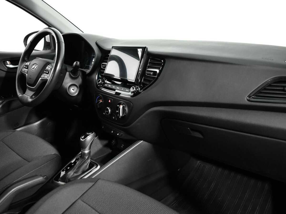 Hyundai Solaris с пробегом — 2021 год. Фото: #8