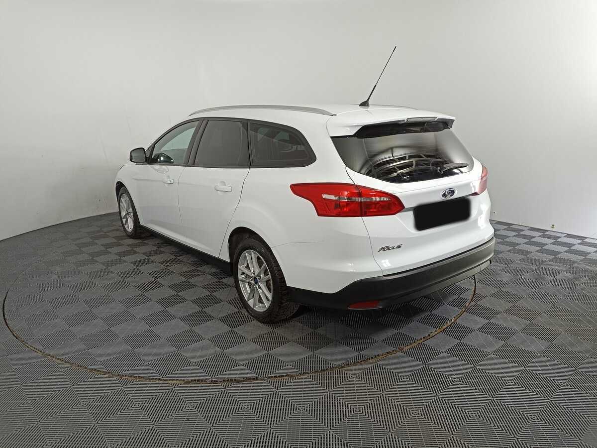 Ford Focus с пробегом — 2015 год. Фото: #6