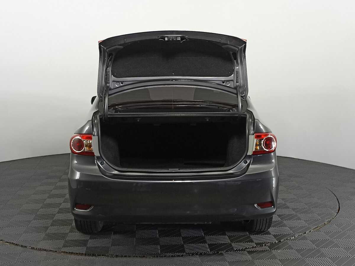 Toyota Corolla с пробегом — 2012 год. Фото: #9