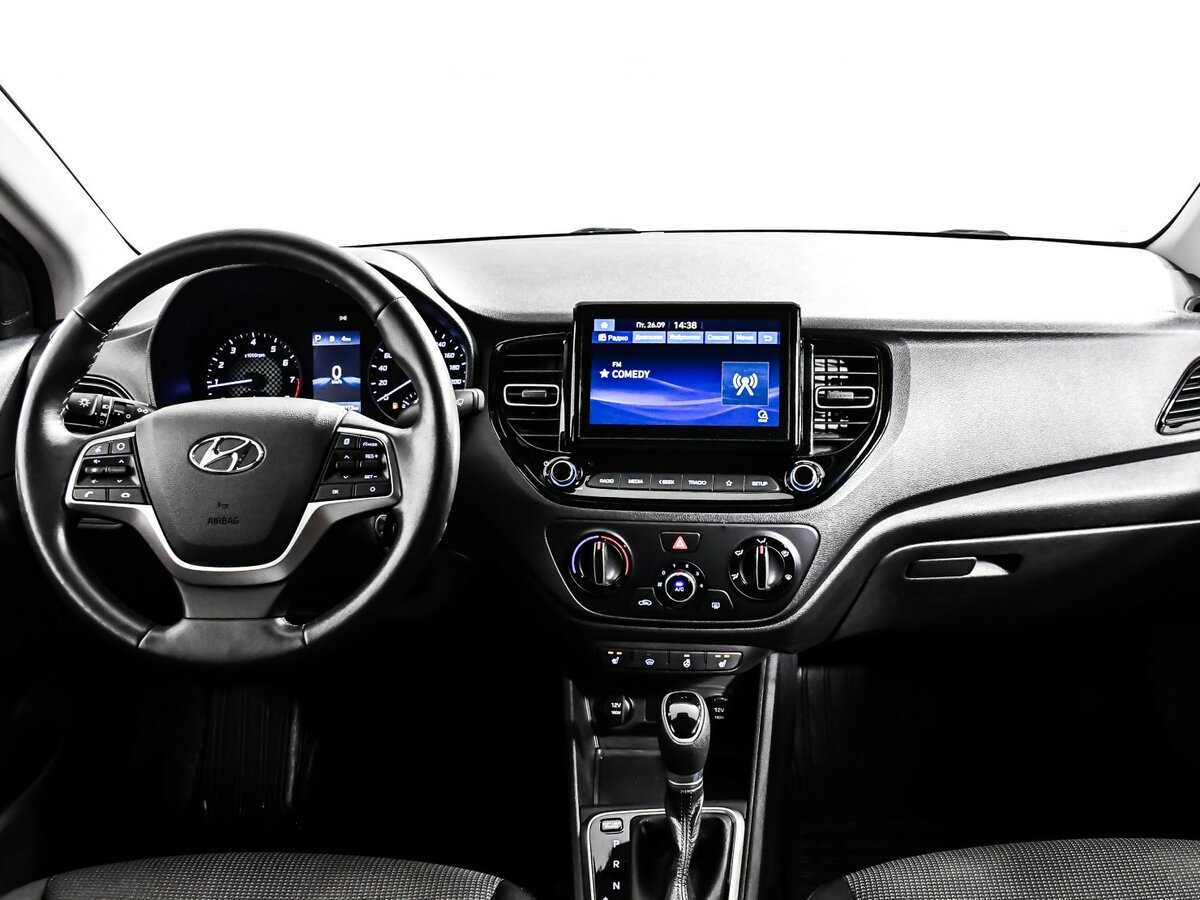 Hyundai Solaris с пробегом — 2020 год. Фото: #8