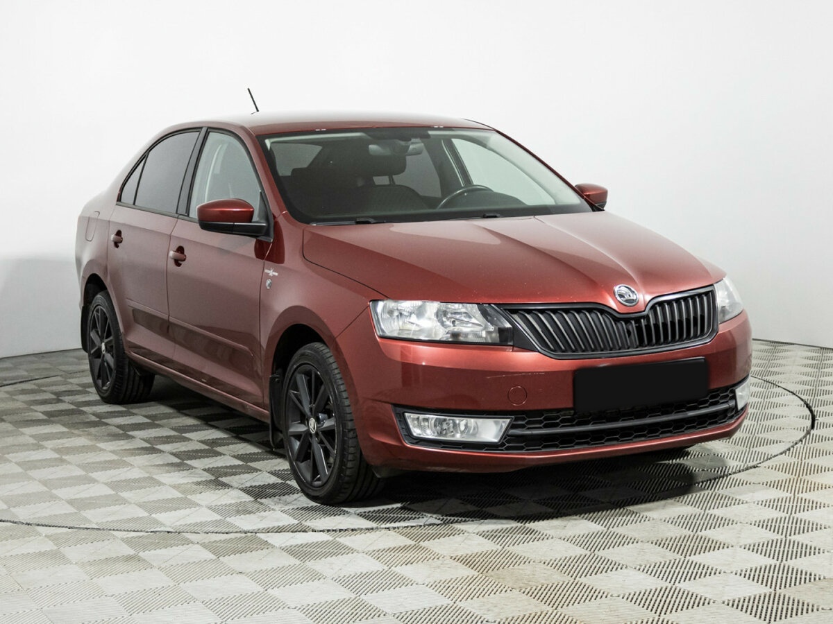 Skoda Rapid с пробегом — 2016 год. Фото: #2
