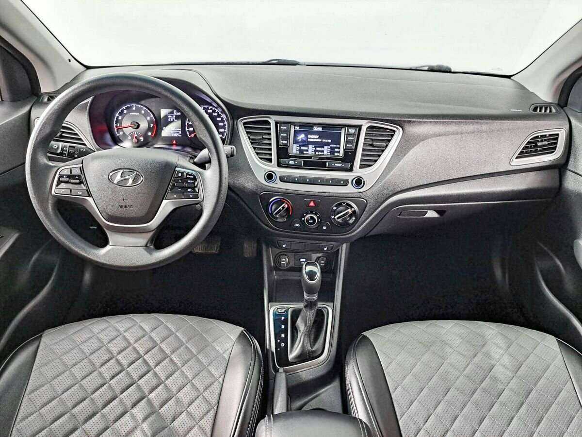 Hyundai Solaris с пробегом — 2020 год. Фото: #13