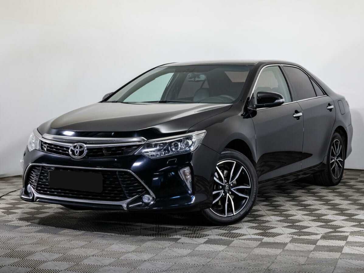 Toyota Camry с пробегом — 2017 год. Посмотреть фото