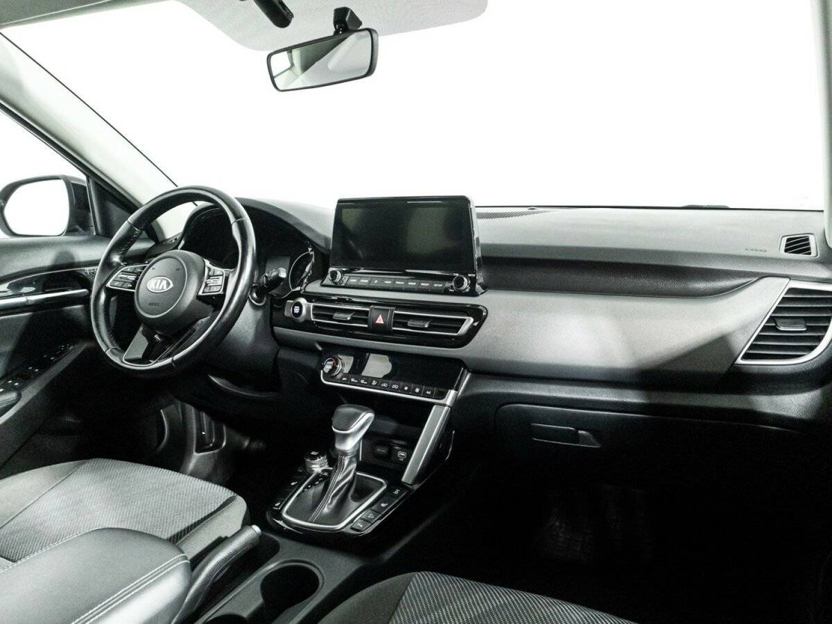 Kia Seltos с пробегом — 2021 год. Фото: #8
