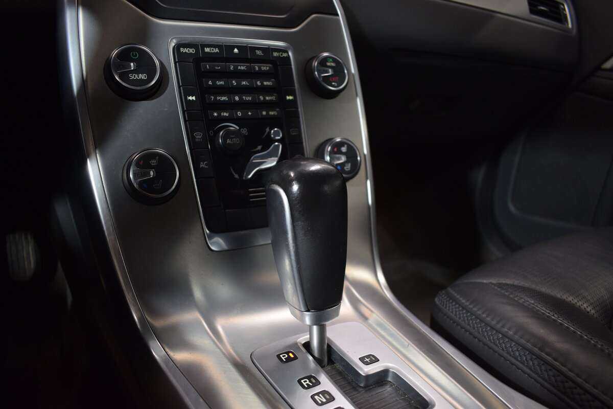 Volvo XC70 с пробегом — 2012 год. Фото: #25