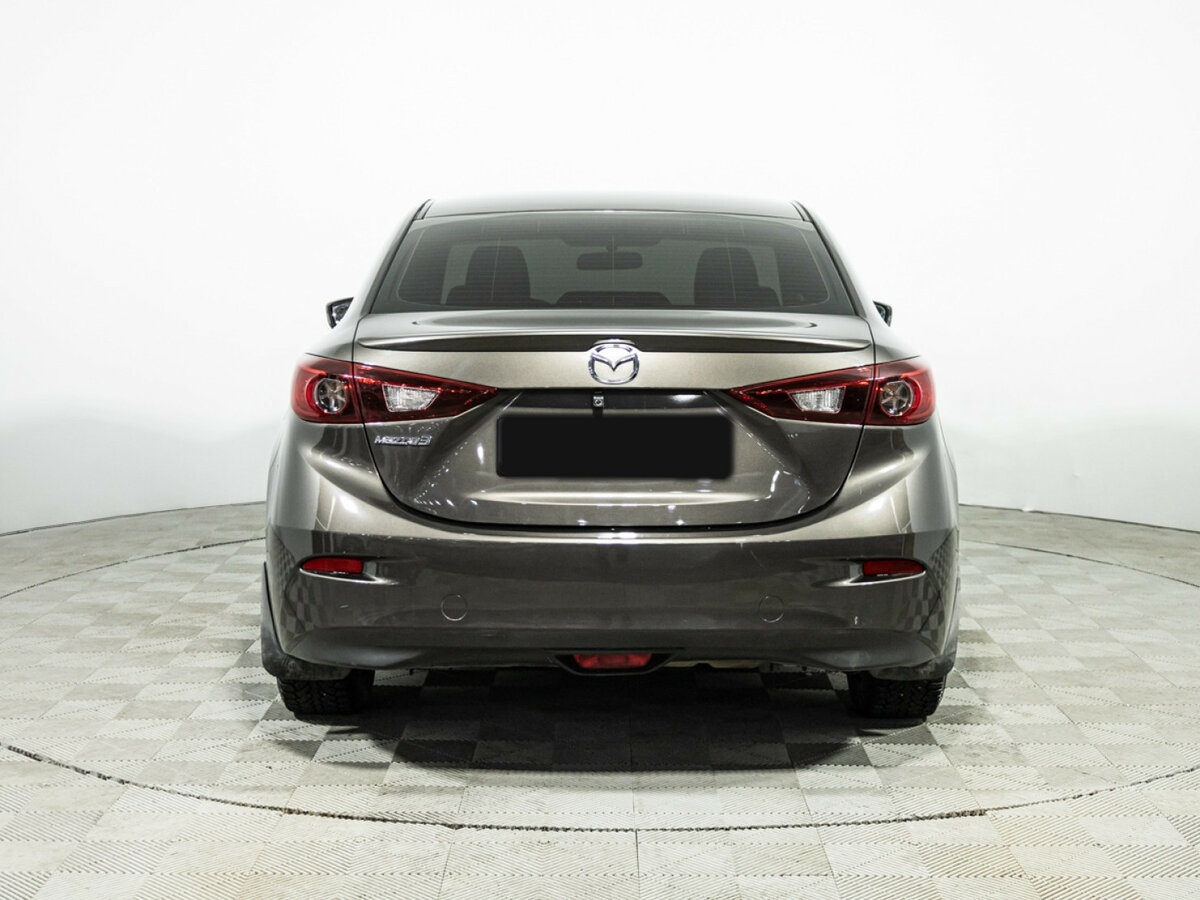 Mazda 3 с пробегом — 2014 год. Фото: #5