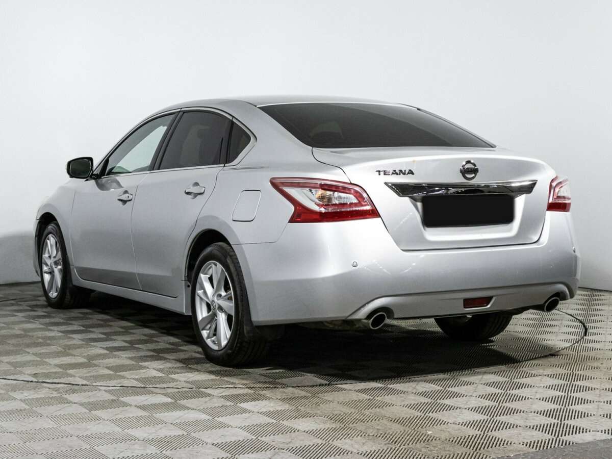Nissan Teana с пробегом — 2015 год. Фото: #6