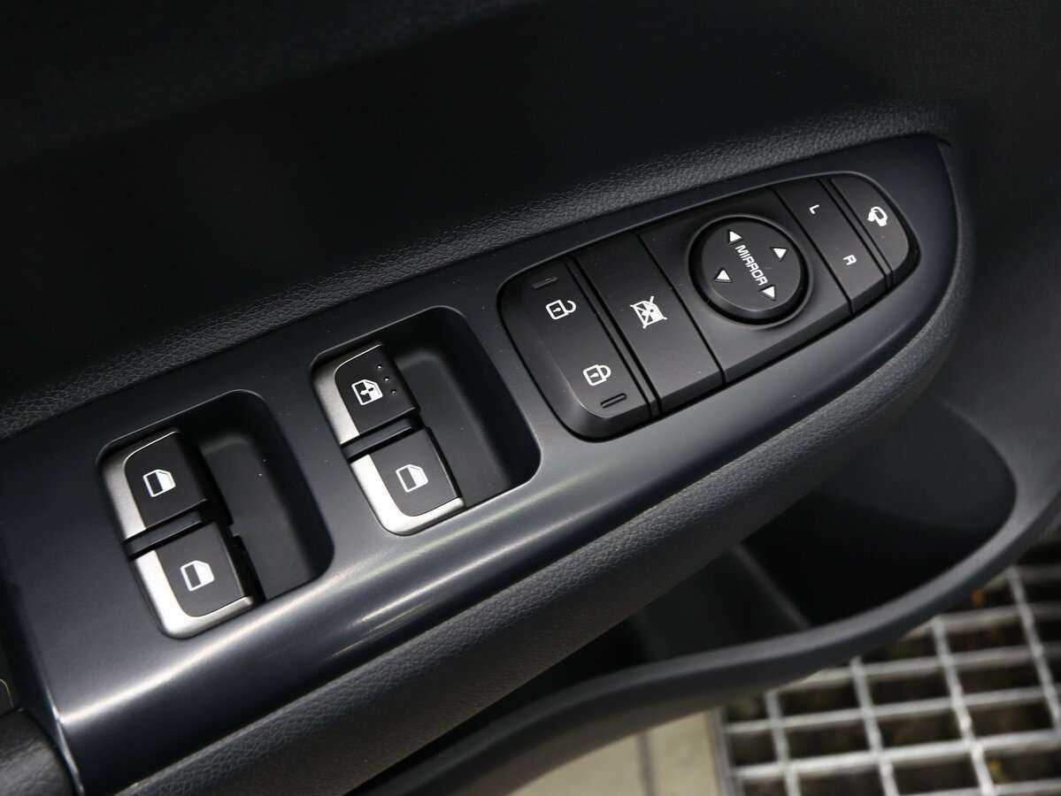 Kia Rio с пробегом — 2021 год. Фото: #4