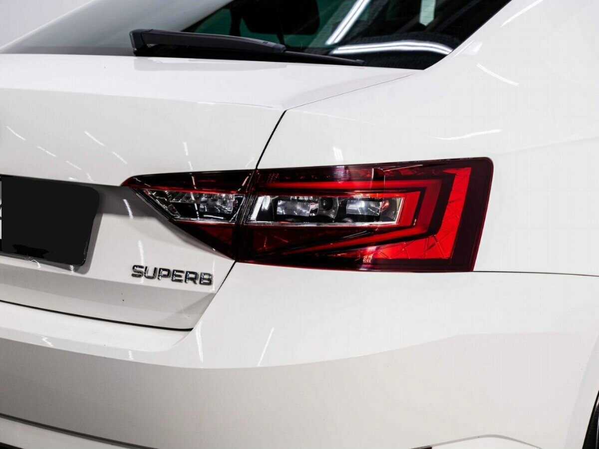 Skoda Superb с пробегом — 2016 год. Фото: #18