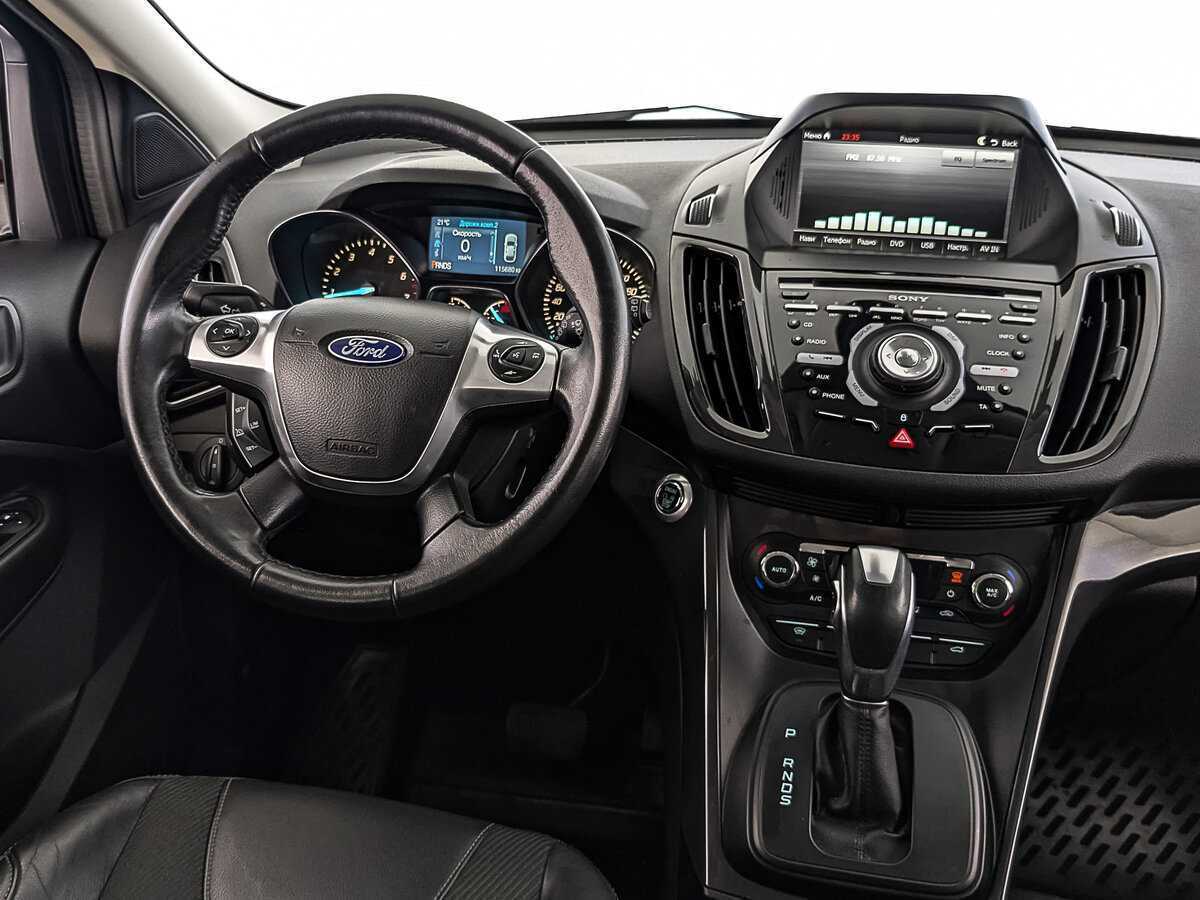 Ford Kuga с пробегом — 2014 год. Фото: #20