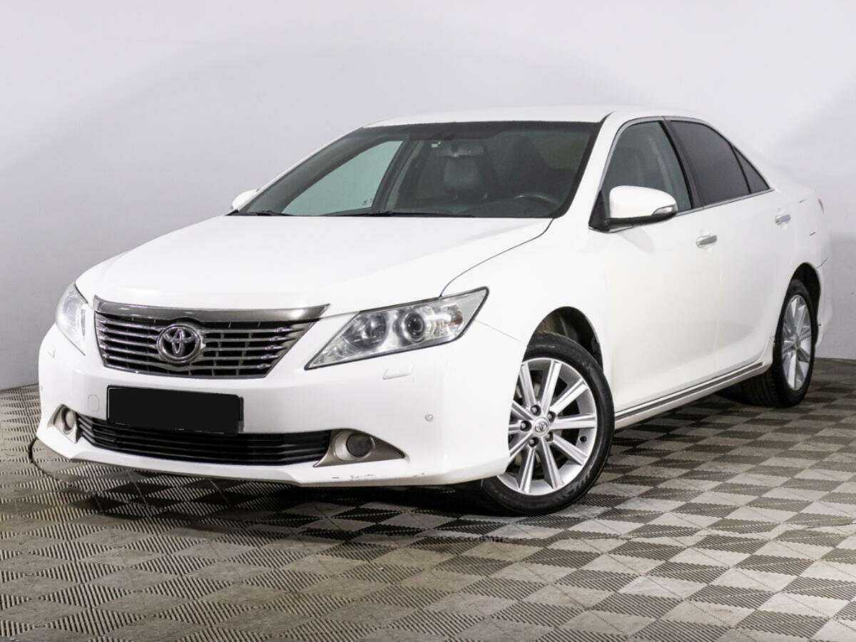 Toyota Camry с пробегом — 2012 год. Фото: #0