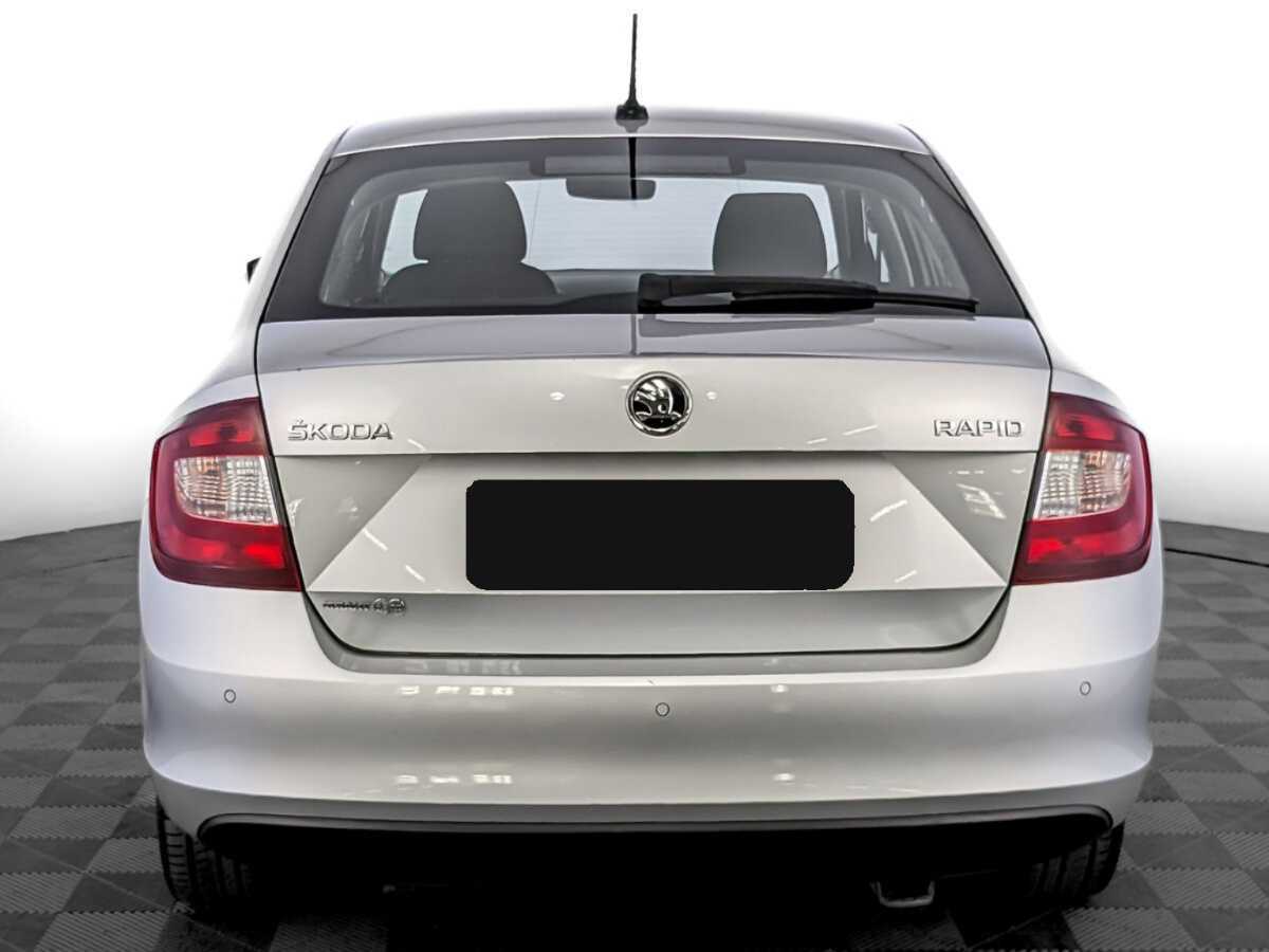 Skoda Rapid с пробегом — 2018 год. Фото: #5