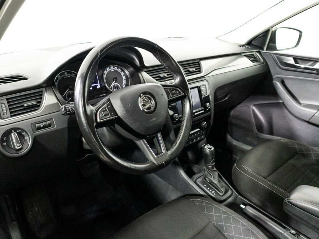 Skoda Rapid с пробегом — 2018 год. Фото: #10