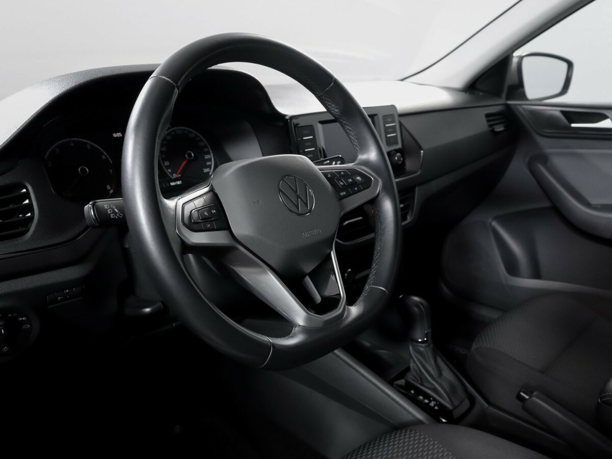 Volkswagen Polo с пробегом — 2021 год. Фото: #10