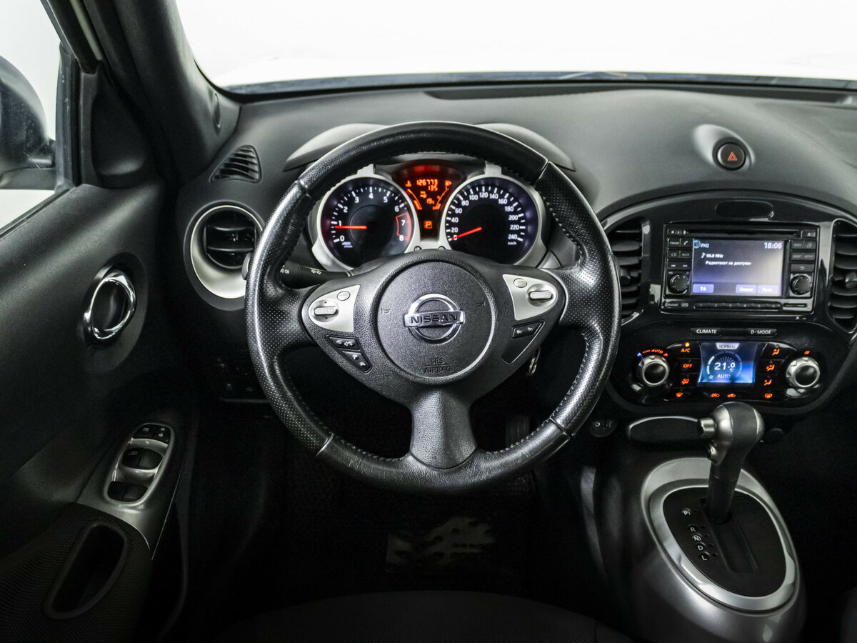 Nissan Juke с пробегом — 2012 год. Фото: #9