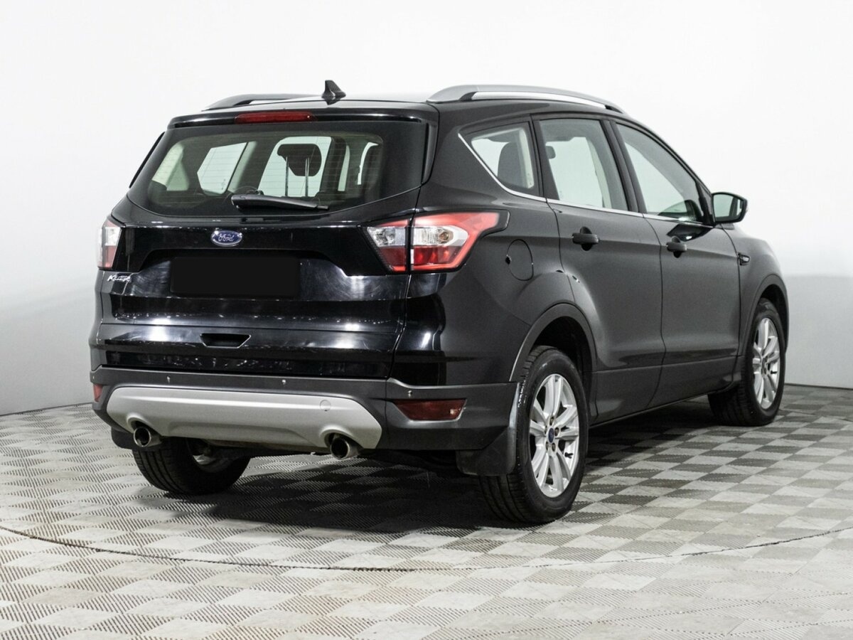 Ford Kuga с пробегом — 2017 год. Фото: #4