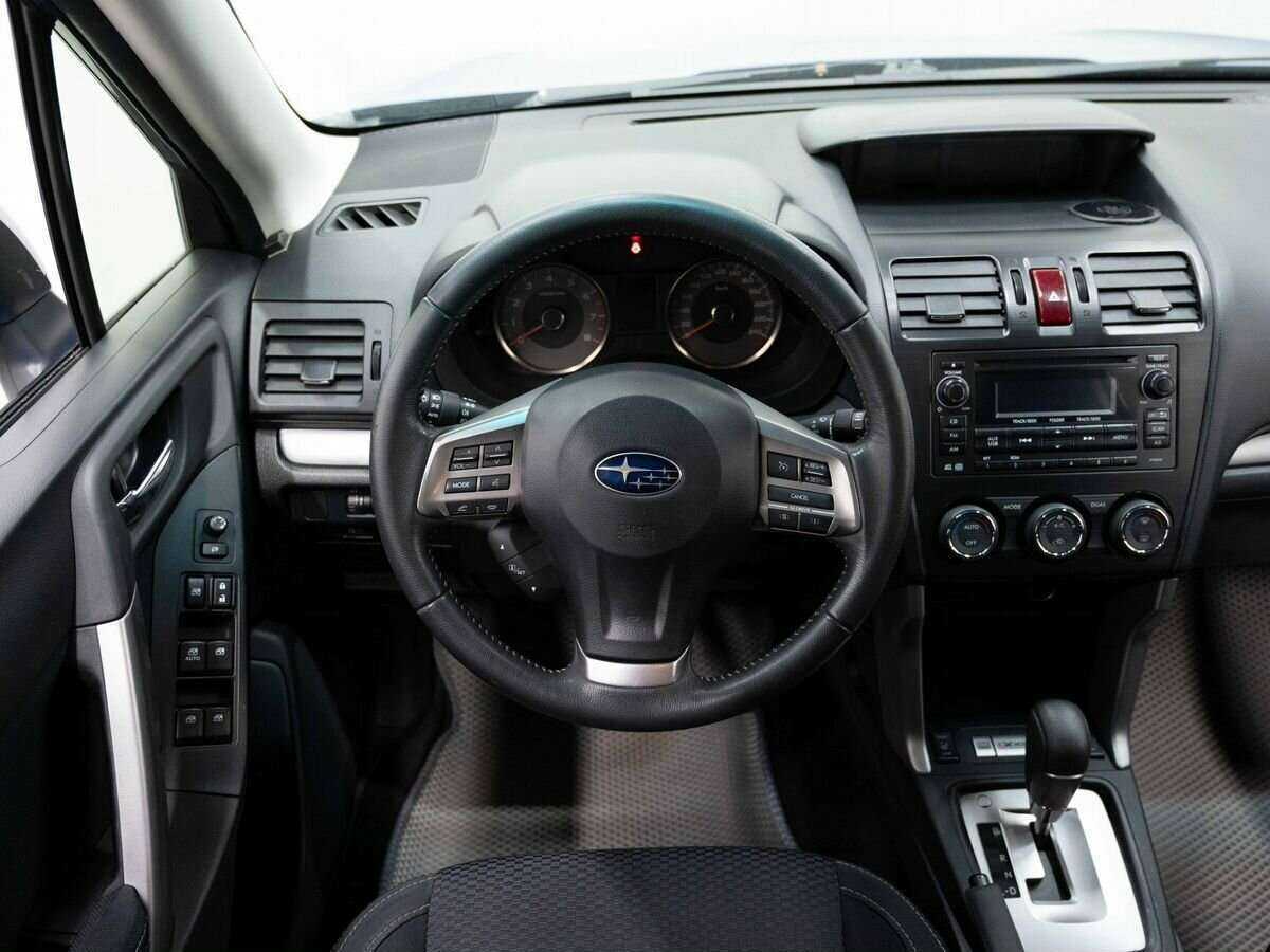Subaru Forester с пробегом — 2014 год. Фото: #10