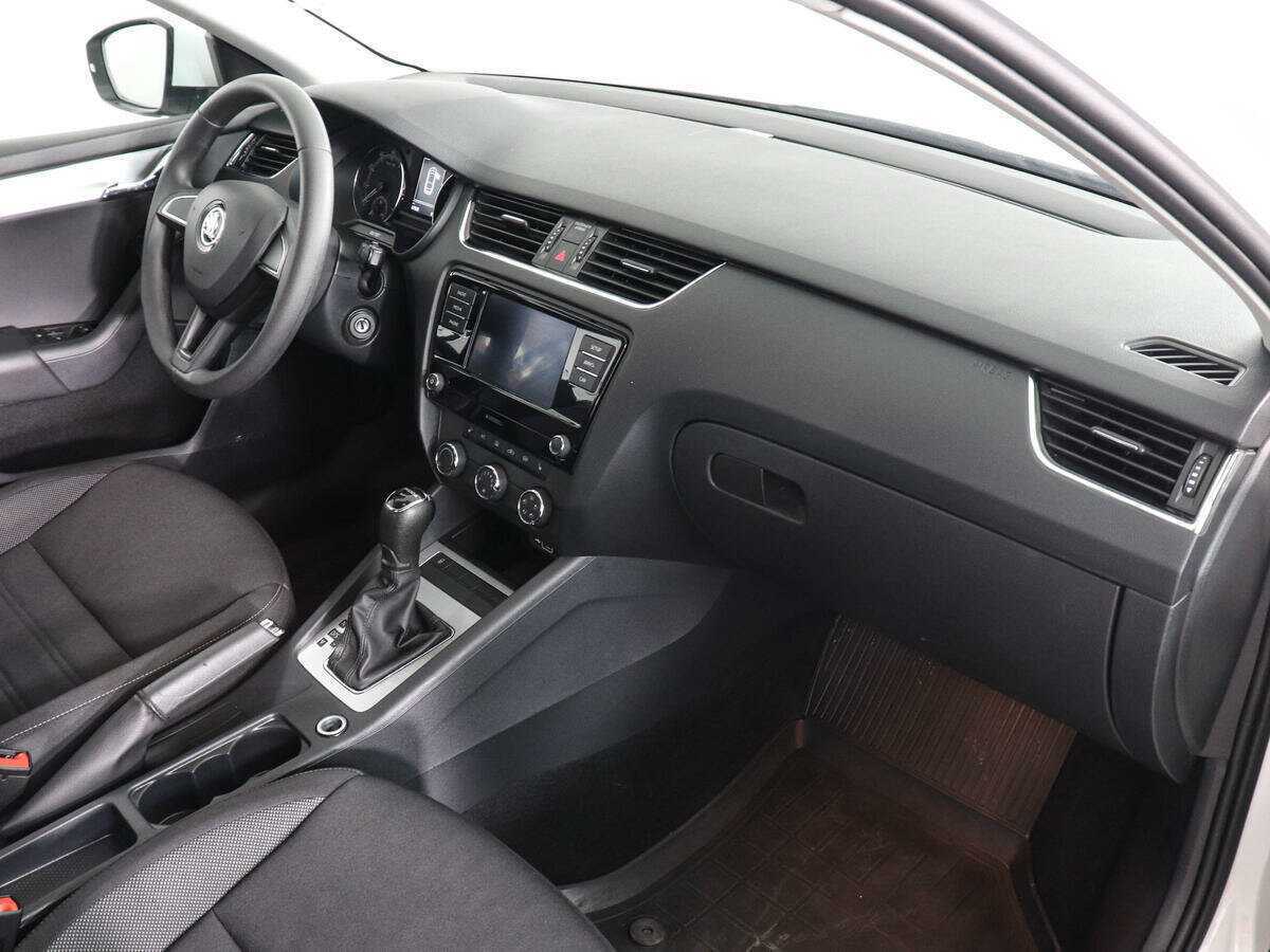 Skoda Octavia с пробегом — 2018 год. Фото: #9