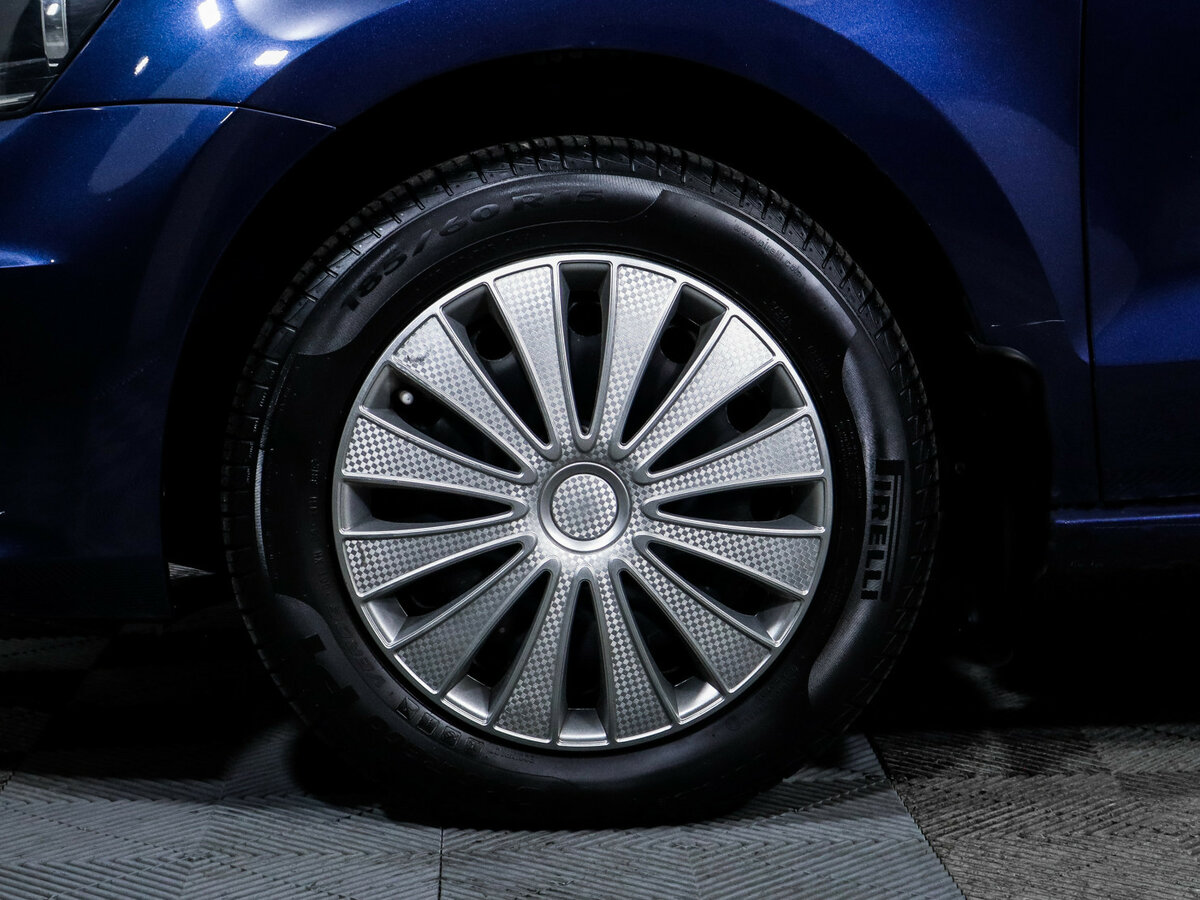 Volkswagen Polo с пробегом — 2016 год. Фото: #11