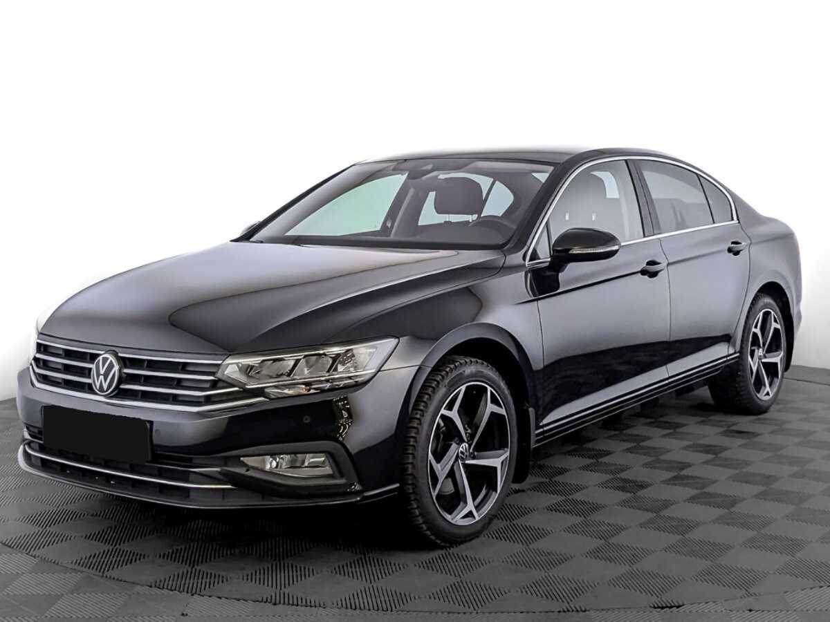Volkswagen Passat с пробегом — 2021 год. Фото: #0