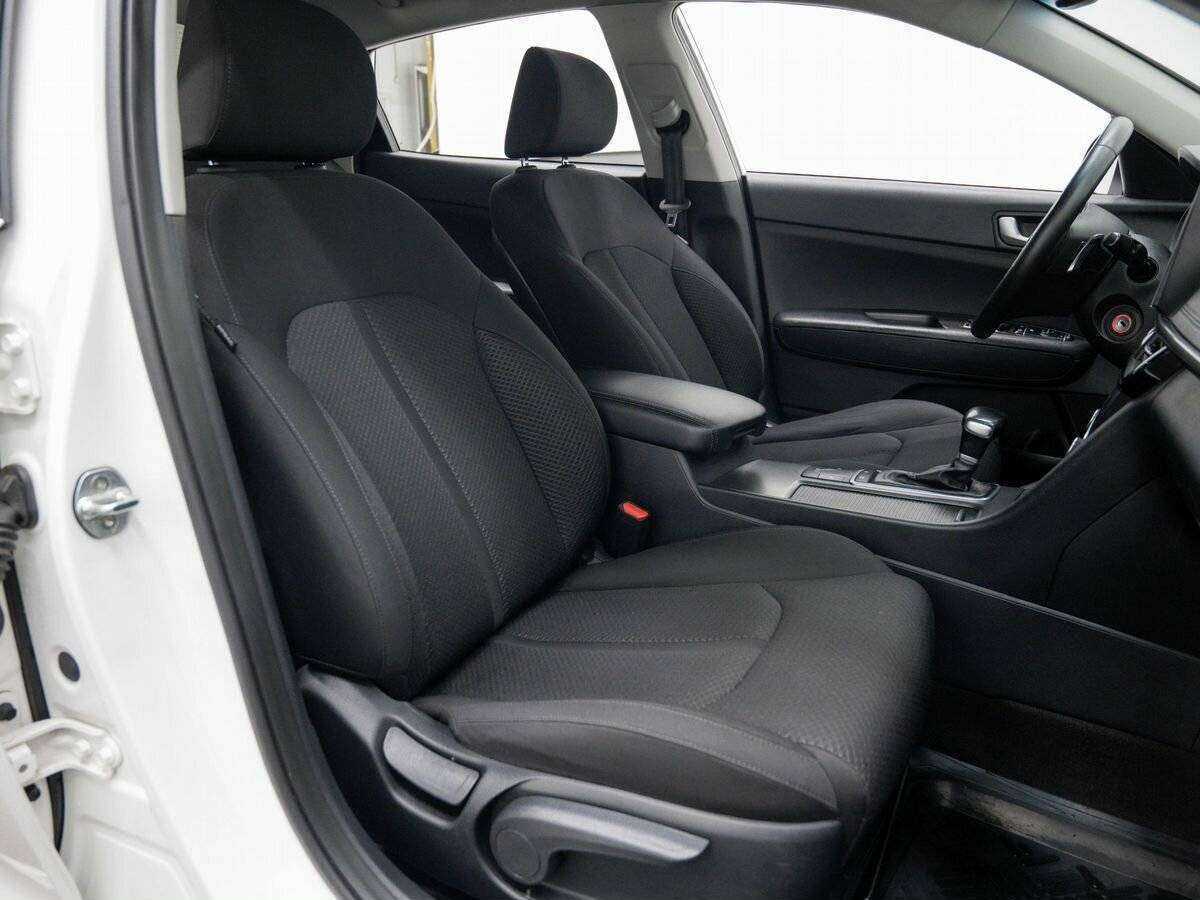 Kia Optima с пробегом — 2017 год. Фото: #6