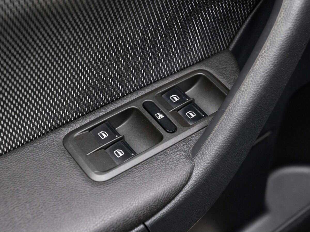 Skoda Yeti с пробегом — 2013 год. Фото: #15