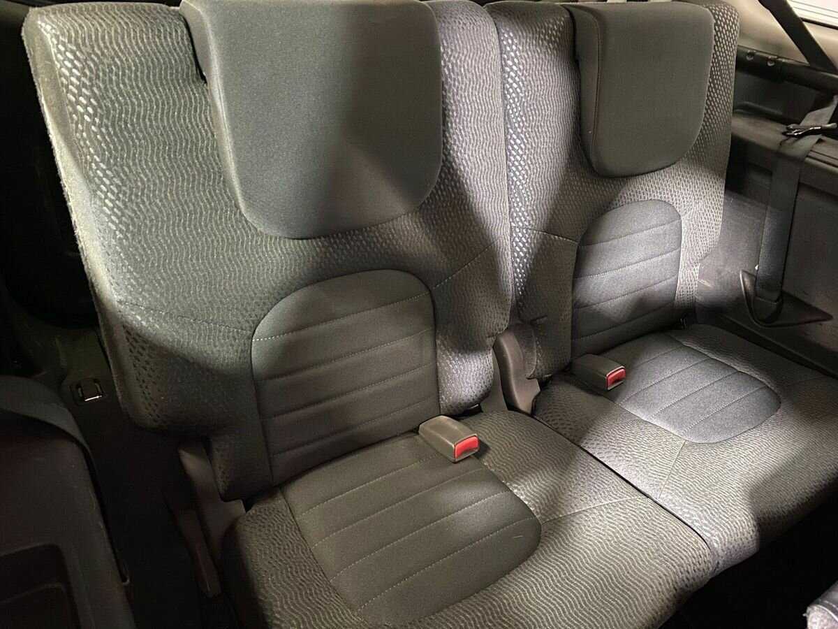 Nissan Pathfinder с пробегом — 2012 год. Фото: #11