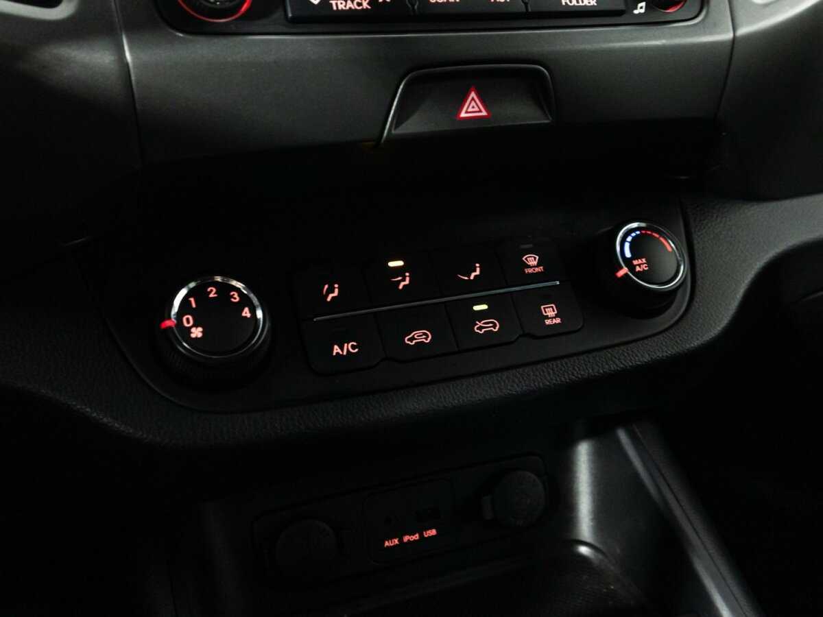 Kia Sportage с пробегом — 2012 год. Фото: #14