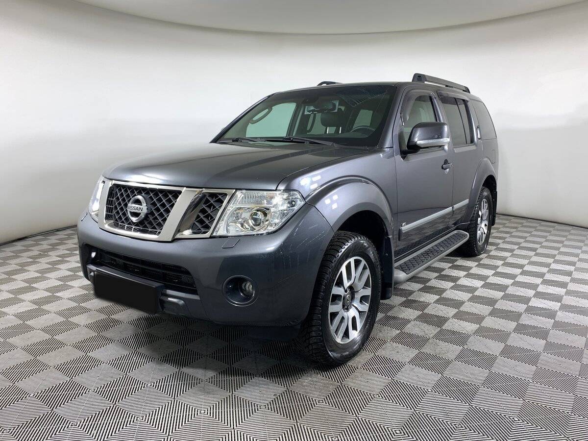 Nissan Pathfinder с пробегом — 2012 год. Посмотреть фото