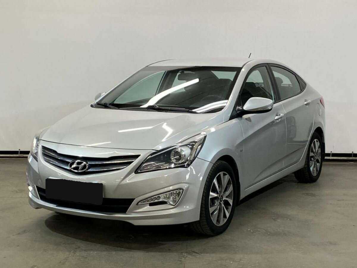 Hyundai Solaris с пробегом — 2015 год. Посмотреть фото