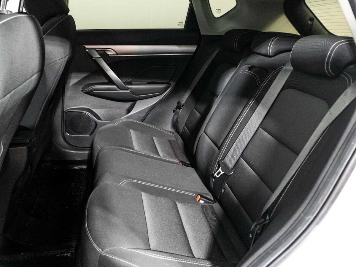 Geely Coolray с пробегом — 2020 год. Фото: #9