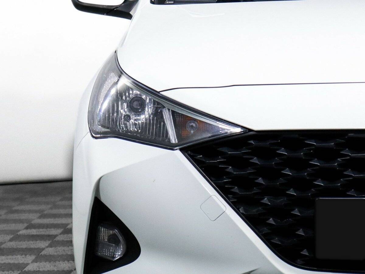 Hyundai Solaris с пробегом — 2021 год. Фото: #15