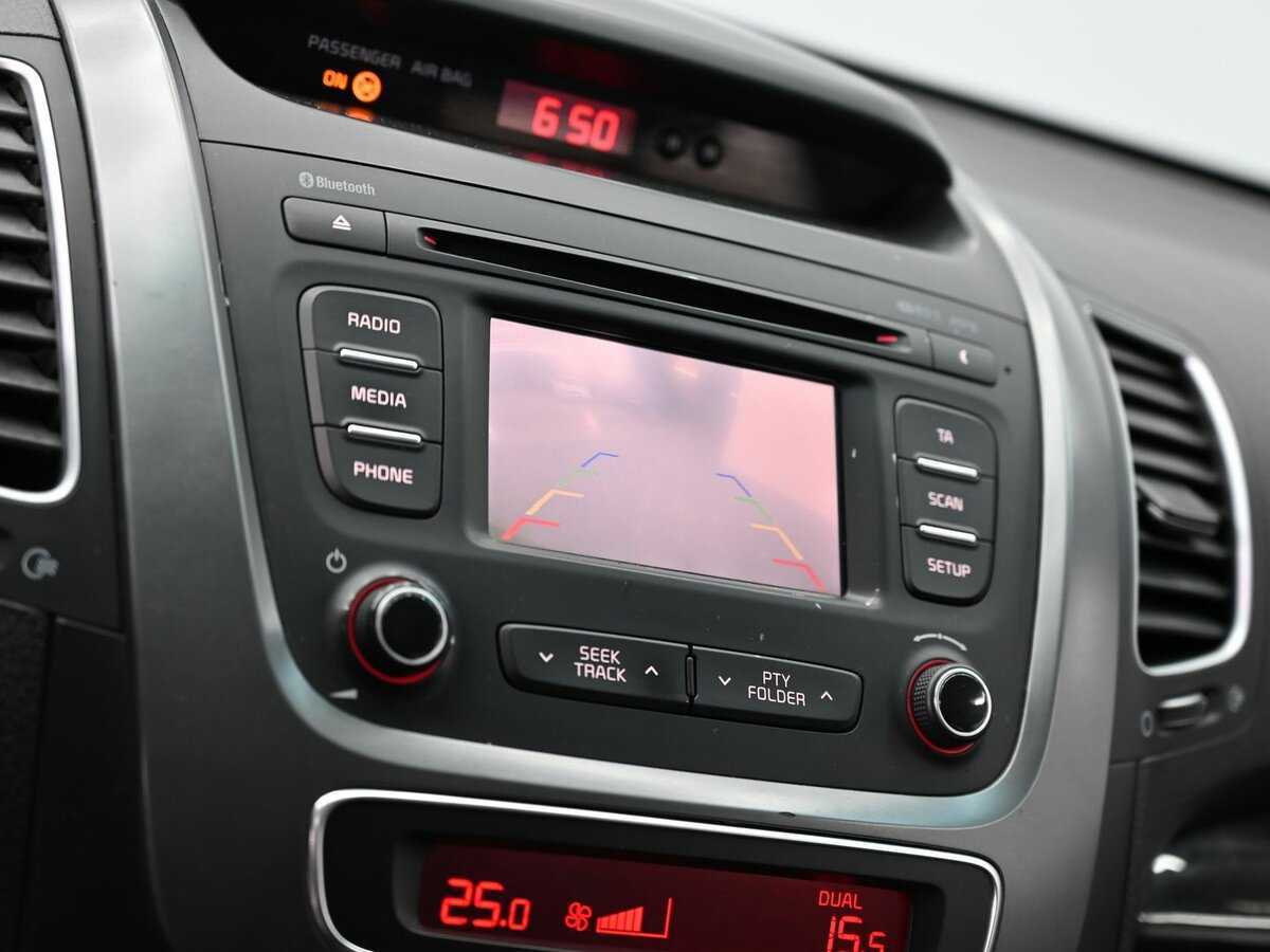 Kia Sorento с пробегом — 2015 год. Фото: #8