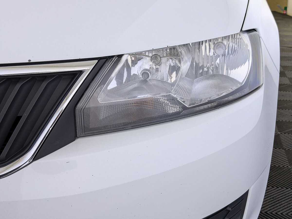 Skoda Rapid с пробегом — 2017 год. Фото: #10