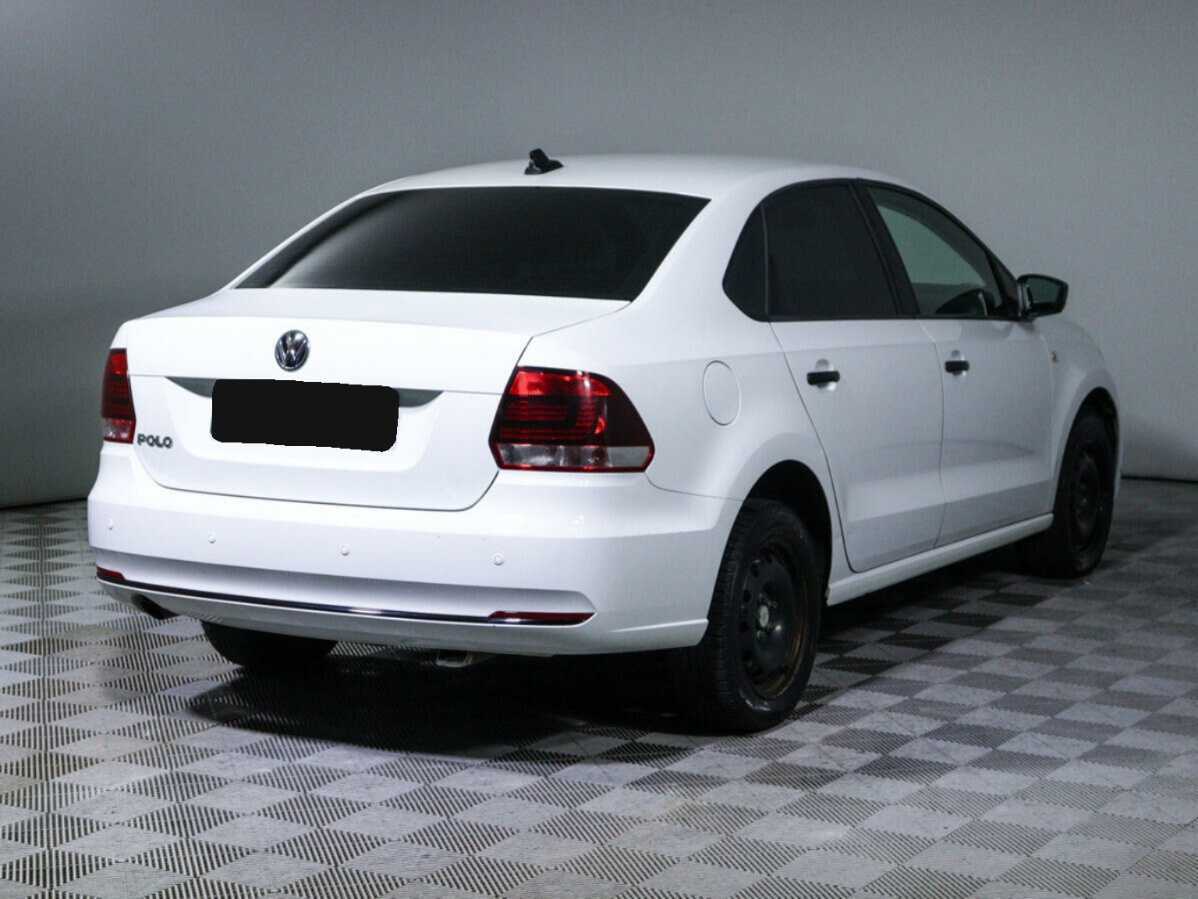 Volkswagen Polo с пробегом — 2019 год. Фото: #3