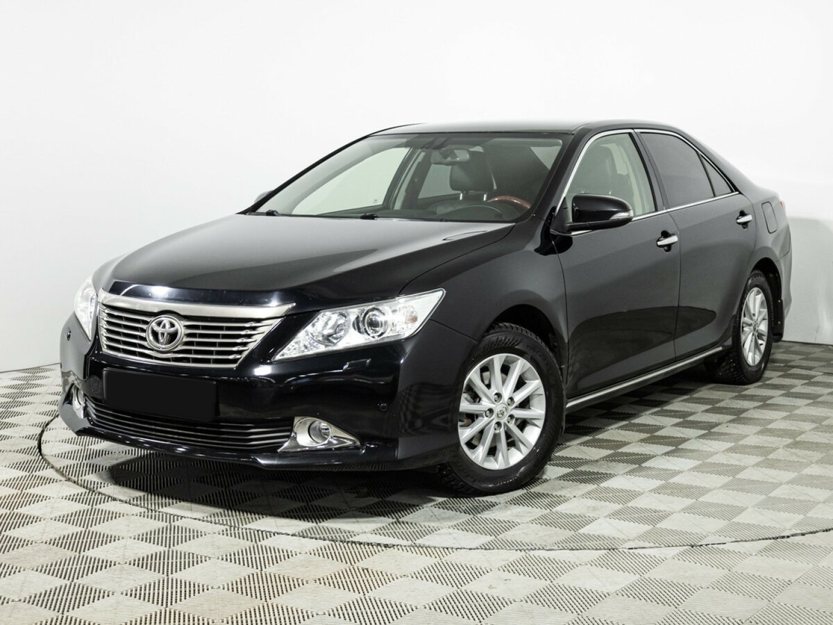 Toyota Camry с пробегом — 2012 год. Фото: #0