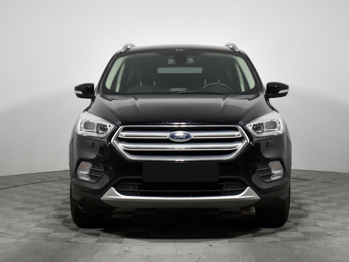 Ford Kuga с пробегом — 2017 год. Фото: #1