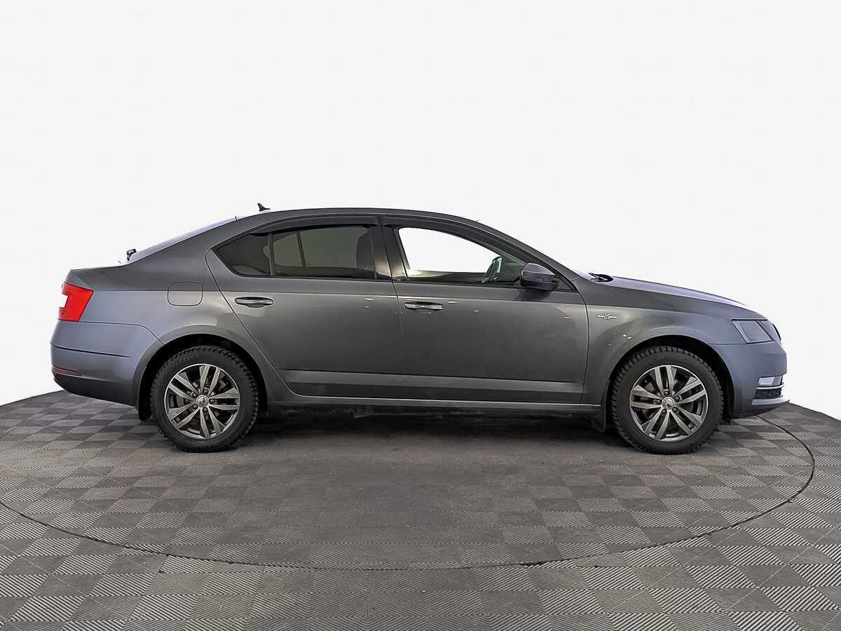 Skoda Octavia с пробегом — 2018 год. Фото: #3